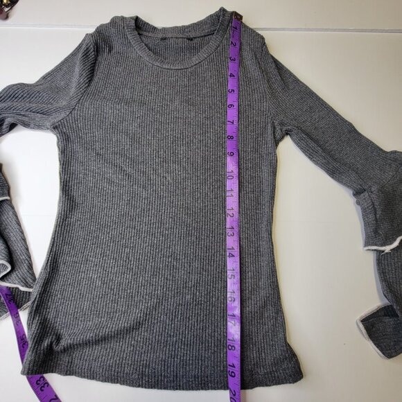GREY Long Sleeve Top Ruffled Bell Sleeves Top Size XS/S - Picture 6 of 9